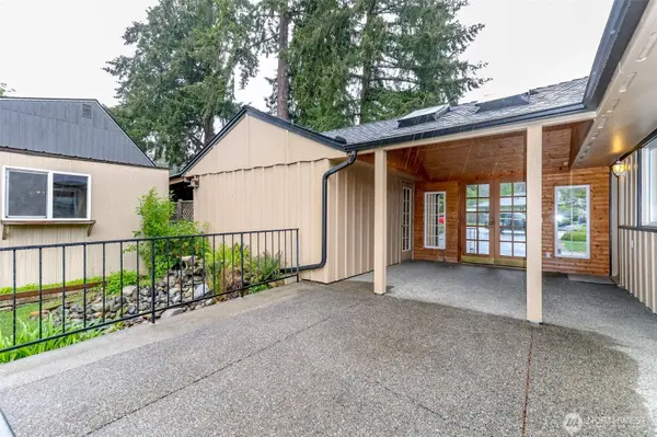 8223 Sherwood Forest ST SW, Lakewood, WA 98498