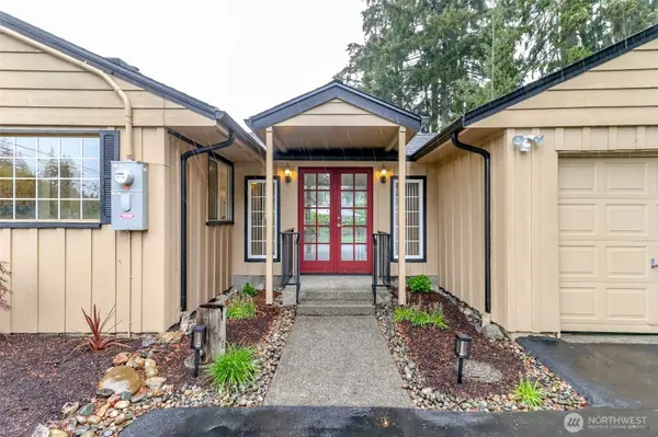 8223 Sherwood Forest ST SW, Lakewood, WA 98498