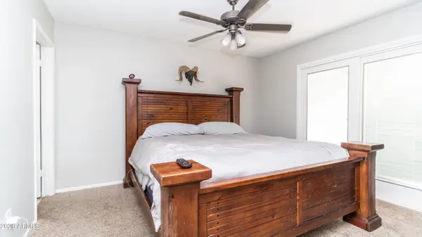 5232 W ONYX Avenue, Glendale, AZ 85302