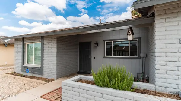 5232 W ONYX Avenue, Glendale, AZ 85302