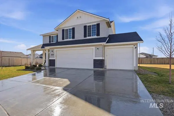 1047 SW Sparrow Pl, Mountain Home, ID 83647