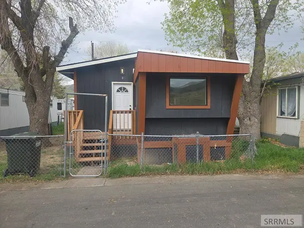 4920 S 5th Avenue, Pocatello, ID 83204