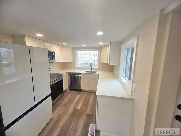 4920 S 5th Avenue, Pocatello, ID 83204