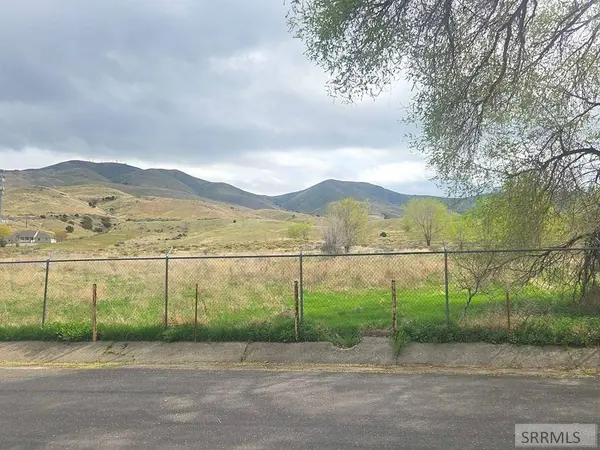 4920 S 5th Avenue, Pocatello, ID 83204