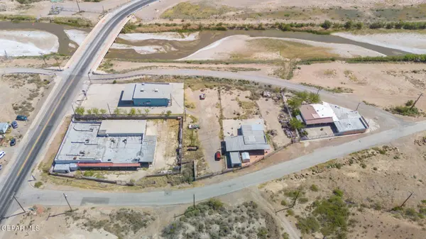 3450 McNutt RD, El Paso, TX 79922