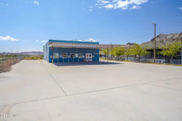 3450 McNutt RD, El Paso, TX 79922