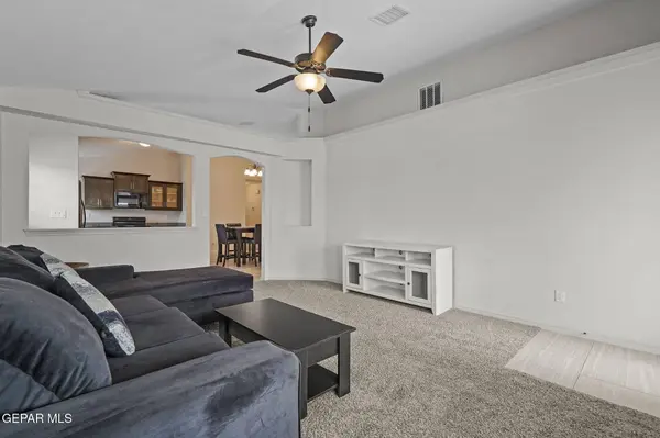 4949 Joe Castillo ST, El Paso, TX 79938
