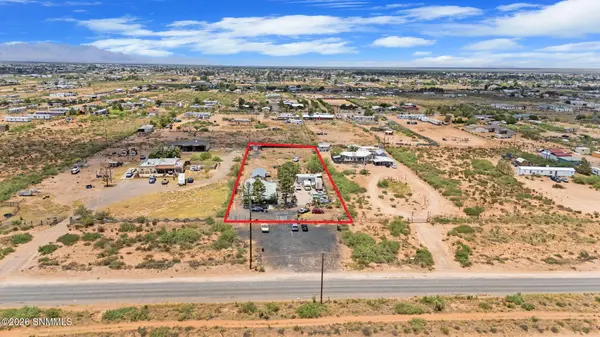 832 State Line DR, Chaparral, NM 88081