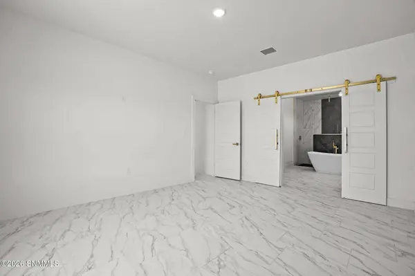 1393 Syrian Desert DR, Chaparral, NM 88081