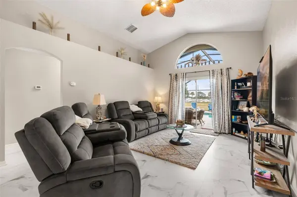 551 MAJESTY DR, Davenport, FL 33837