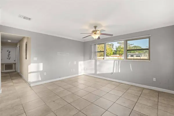 304 COSMOS DR, Orlando, FL 32807