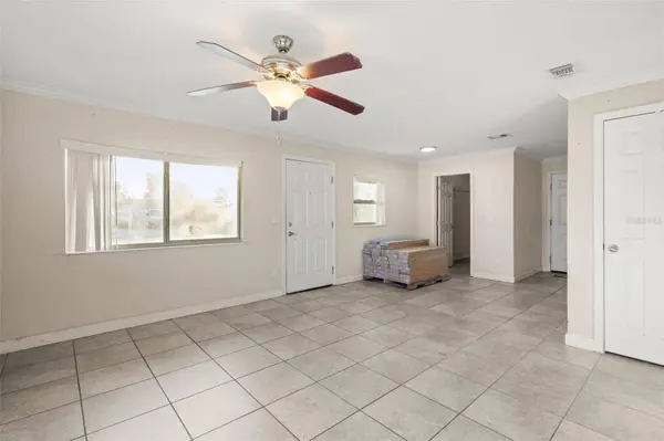 304 COSMOS DR, Orlando, FL 32807