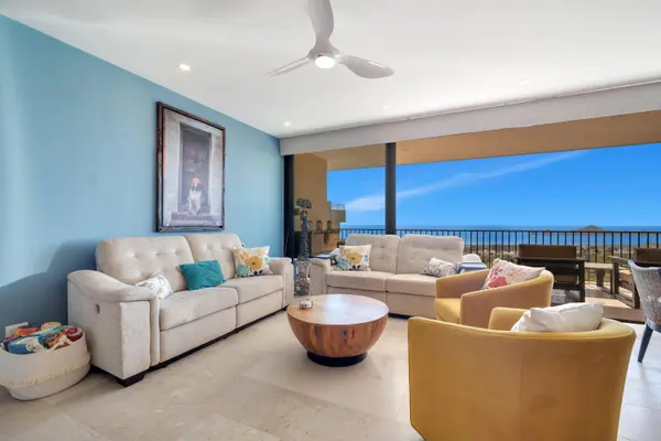 Solaria Penthouse #F-402, Cabo Corridor, BCS