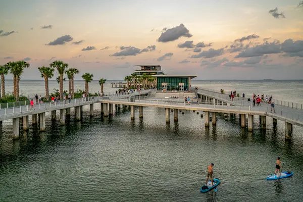 St. Petersburg, Florida: Why St. Pete Is the Place to Be Right Now,Marianne Knowles