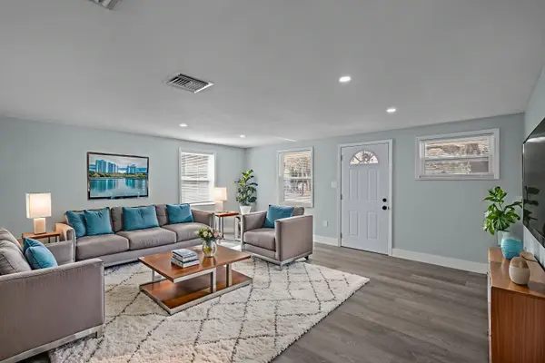 1682 Wilmar Ave, Tarpon Springs, FL 34689-5730