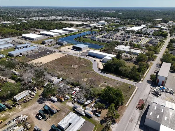 1484 NORTH BEND DR, Tarpon Springs, FL 34689