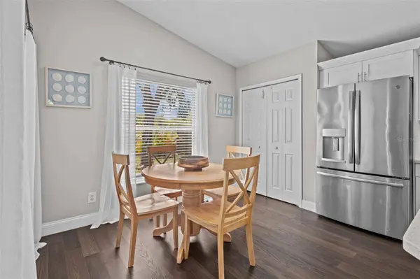 382 FOUNTAINVIEW CIR, Oldsmar, FL 34677