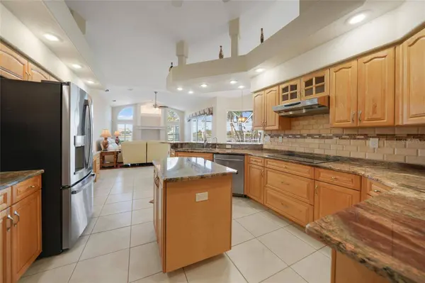 13028 SW KINGSWAY CIR, Lake Suzy, FL 34269