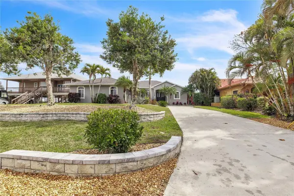 3708 PEACE RIVER DR, Punta Gorda, FL 33983