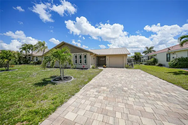 380 CORONADO DR, Punta Gorda, FL 33950