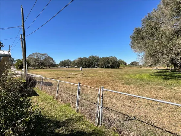 700 JERSEY CT, Dundee, FL 33838