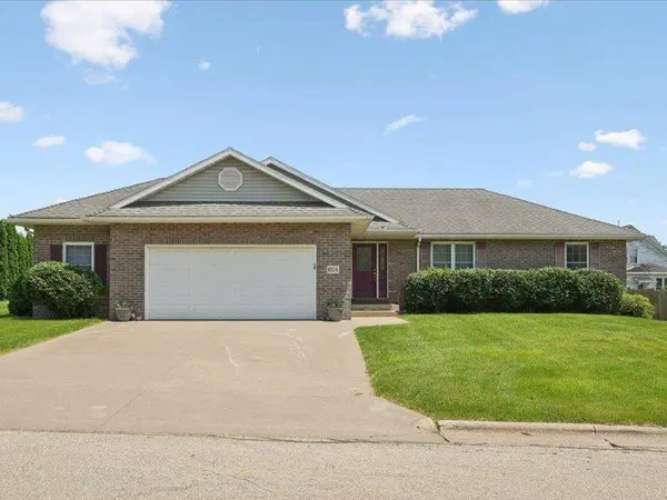 604 S Lincoln Street, Cuba City, WI 53807