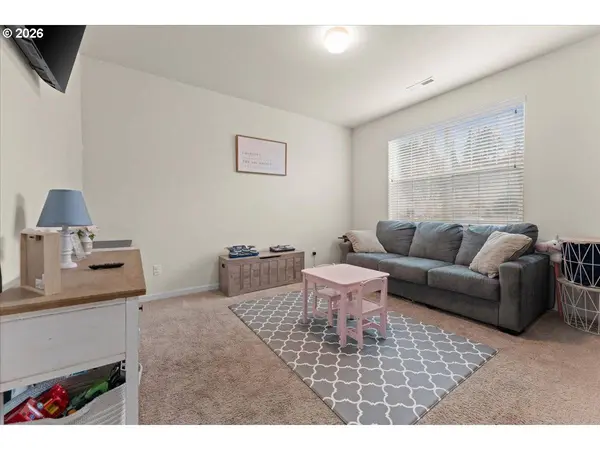 1720 CHINOOK AVE, Woodland, WA 98674