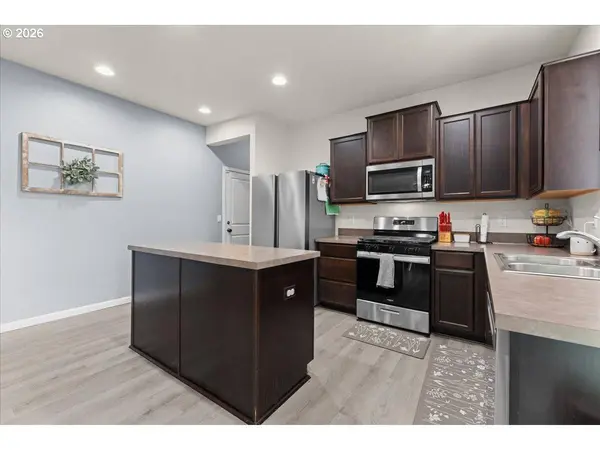 1720 CHINOOK AVE, Woodland, WA 98674