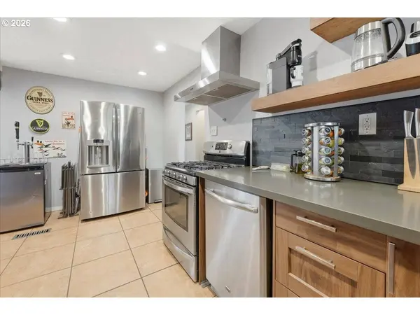 7001 SE 71ST AVE, Portland, OR 97206