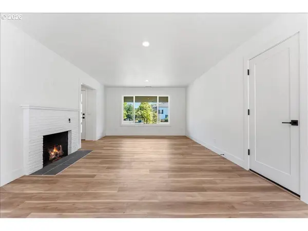 9545 SW 90th AVE, Portland, OR 97223