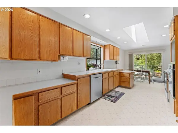 16540 NOTTINGHAM DR, Gladstone, OR 97027