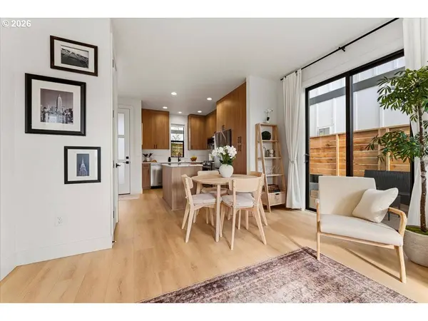 311 E AVE #7, Lake Oswego, OR 97034