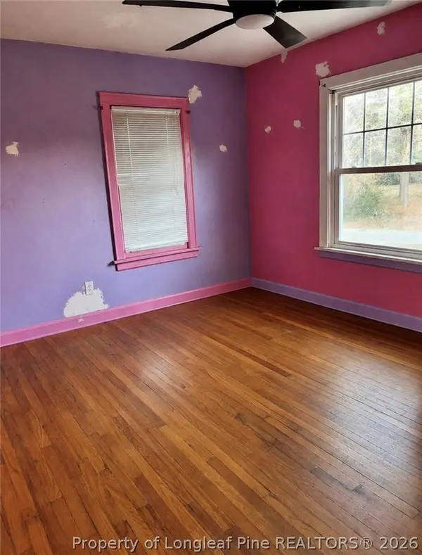 205 N College ST, Red Springs, NC 28377