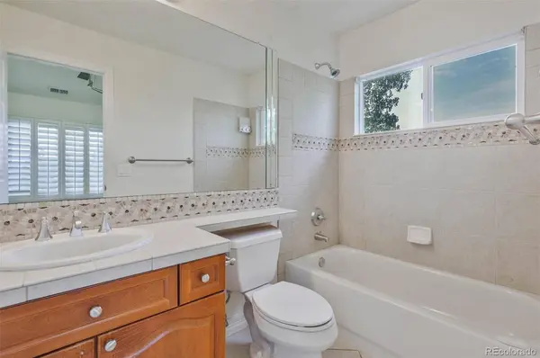 7018 S Netherland WAY, Aurora, CO 80016