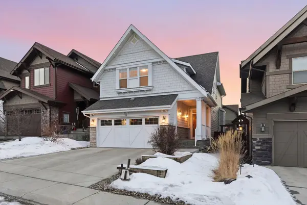 10 Riviera Pl, Cochrane, AB T4C 0V4