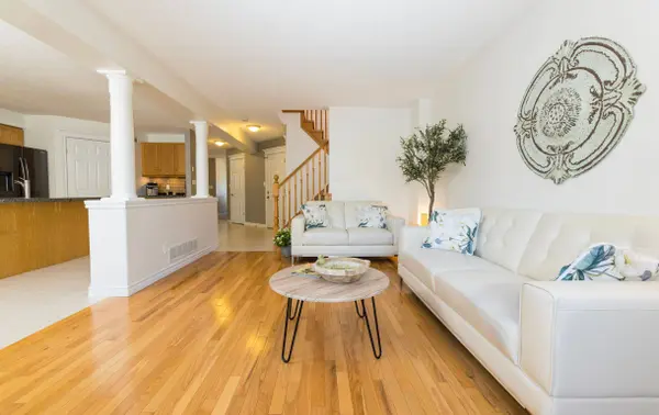 105 Hampson CRES, Guelph/eramosa, ON N0B 2K0