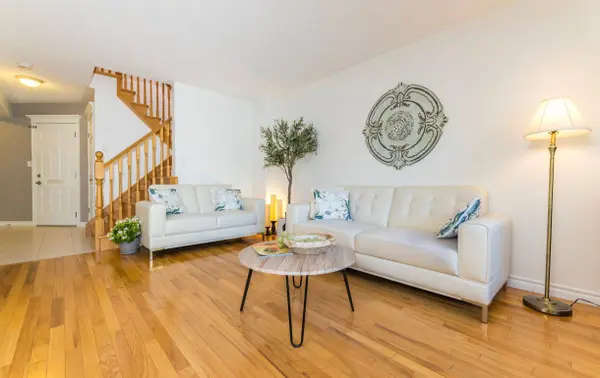 105 Hampson CRES, Guelph/eramosa, ON N0B 2K0