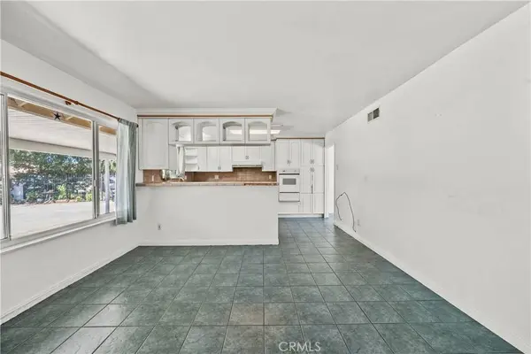 10525 Woldrich St., Sylmar, CA 91342