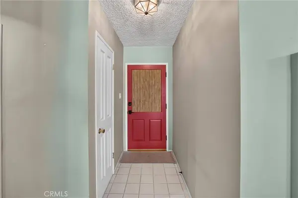 1587 W Kimberly AVE, Anaheim, CA 92802