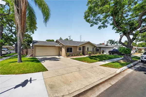 1587 W Kimberly AVE, Anaheim, CA 92802