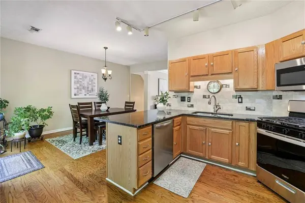 515 Abbotts Mill DR, Johns Creek, GA 30097