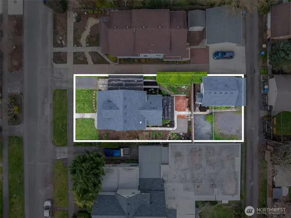 714 st G, Centralia, WA 98531