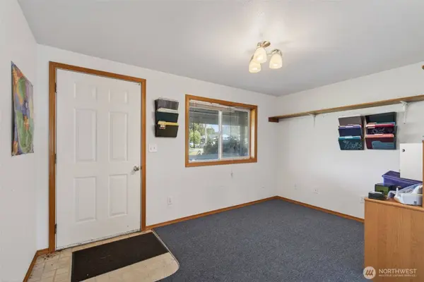 417 N Main ST, Pe Ell, WA 98572