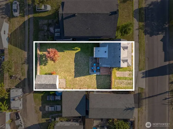 336 3rd AVE SW, Castle Rock, WA 98611