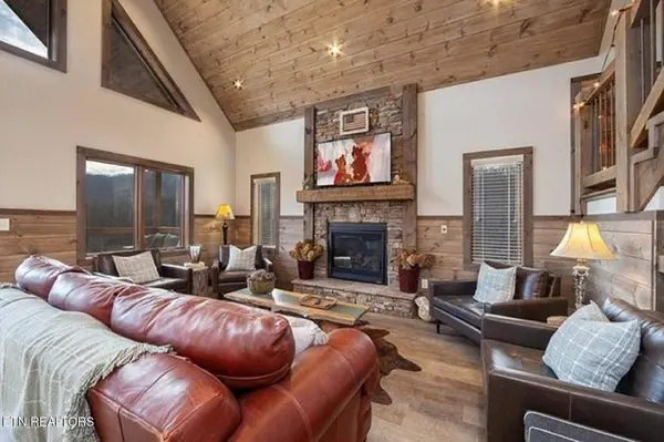 1563 Mountain Dreams WAY, Sevierville, TN 37862