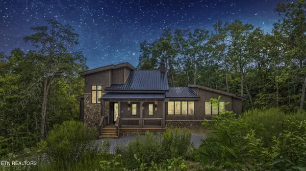 2118 Megan Ridge DR, Sevierville, TN 37862