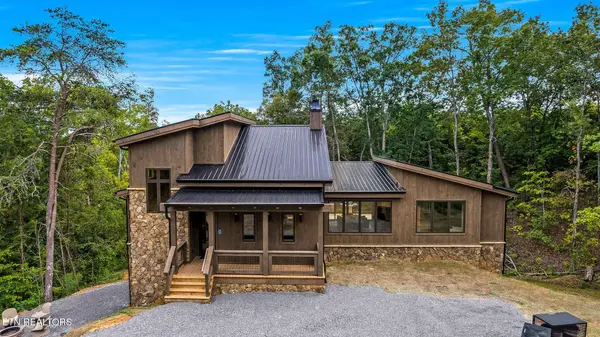2118 Megan Ridge DR, Sevierville, TN 37862
