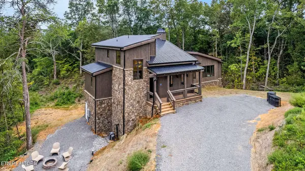 2118 Megan Ridge DR, Sevierville, TN 37862