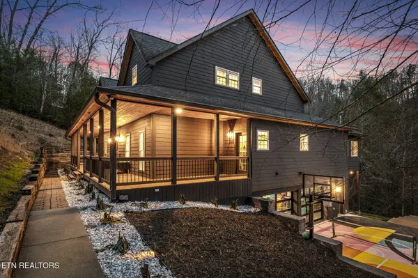 2210 Woodcock Tr, Sevierville, TN 37876