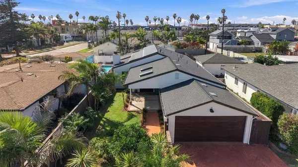 4212 Bayard ST, San Diego, CA 92109